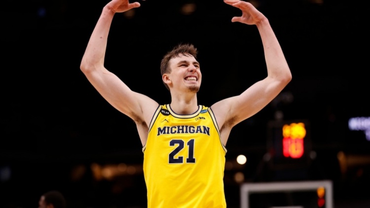 来自全球的 来自全球的